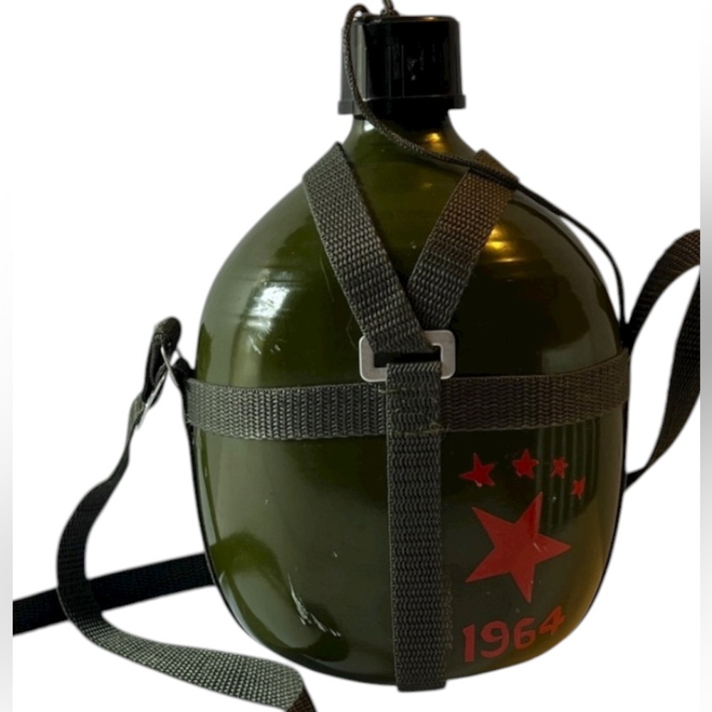 Military Green Aluminum Canteen strap Convenient for Outdoor Adventures Surplus